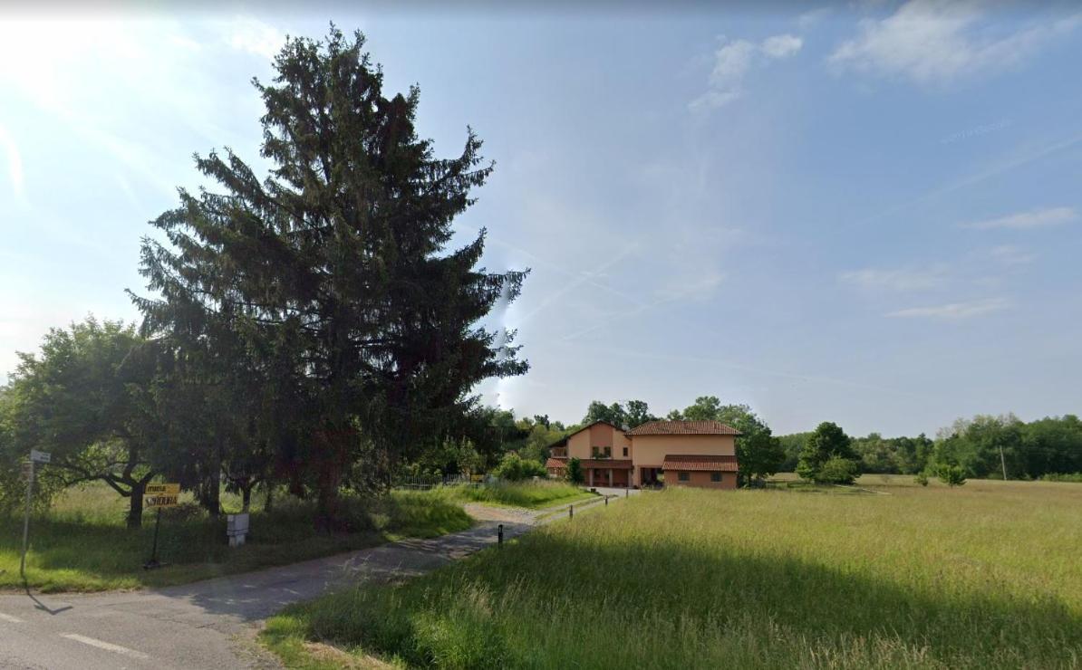 Cascina In Alto Piemonte / Piedmont Countryhouse Lozzolo Exterior photo